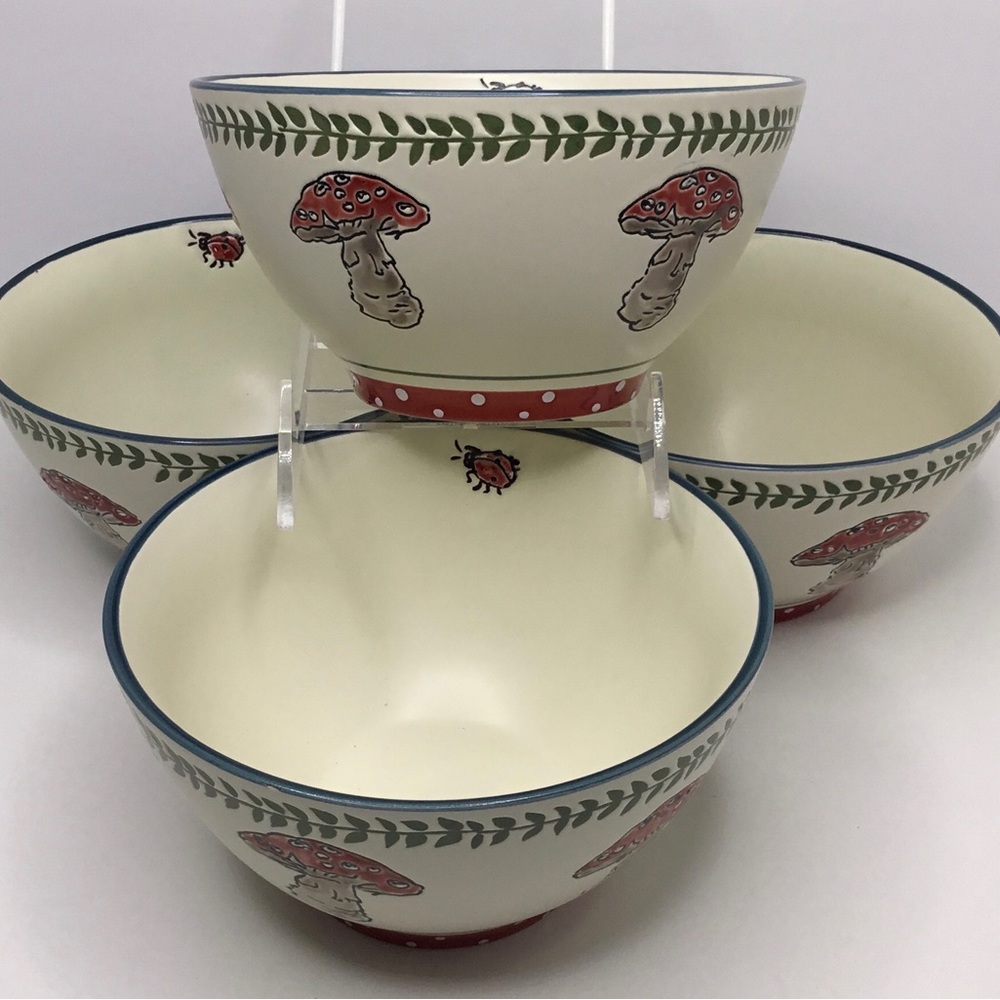 4 Cereal Bowls 
Spectrum Ceramic 6” Mushroom New Red and White Lady Bees - Picture 4 of 10